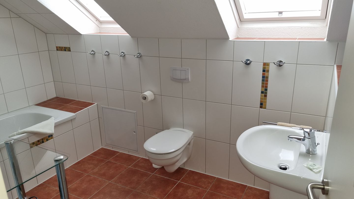 Geert-Bakker-Strasse Ferienwohnung Eddy Geert-Bakker-Straße - Bad WC