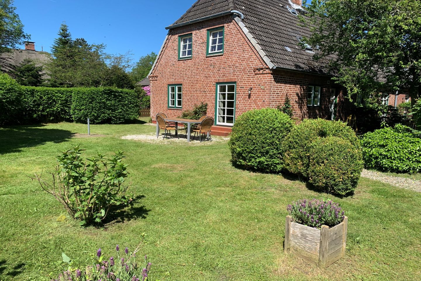 Haus Smäswai 10 Haushälfte Lee 4 Sterne Haus mit Terrasse und Strandkorb Nebel auf Amrum - 