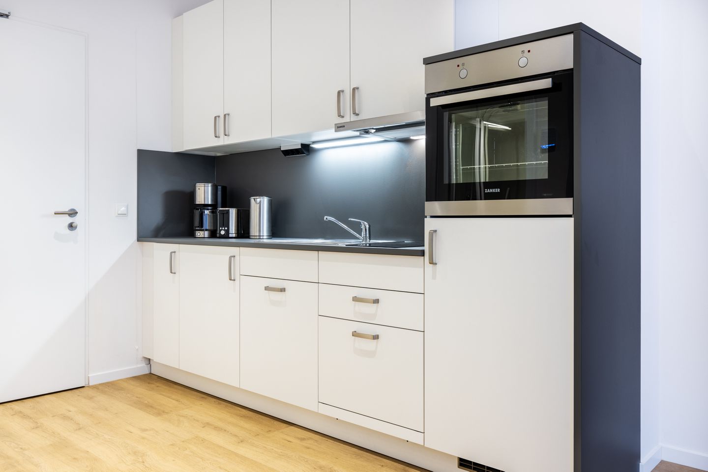 Ferienapartments am Krusespeicher Ferienapartments am Krusespeicher 1-14 Wismar - Küche mit Küchenzeile