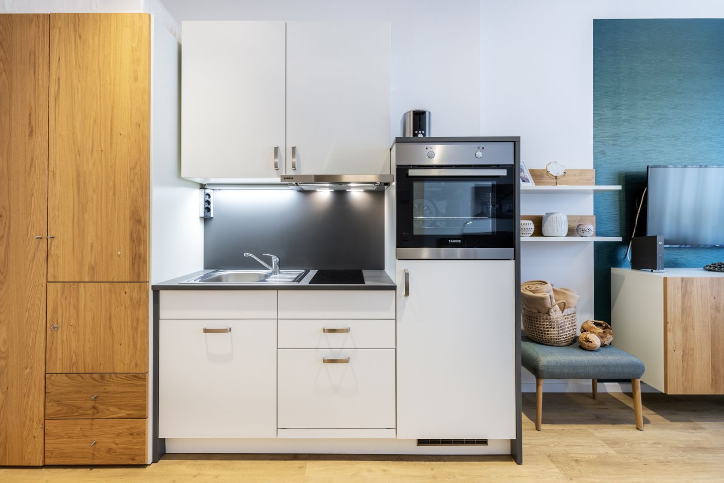 Ferienapartments am Krusespeicher Ferienapartments am Krusespeicher 3-32 Wismar - Küchenzeile mit Geschirrspüler