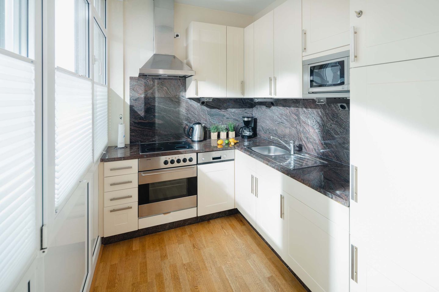  Wanderdüne Norderney - die insellotsen Norderney / Fewo Wanderdüne - Küchenzeile