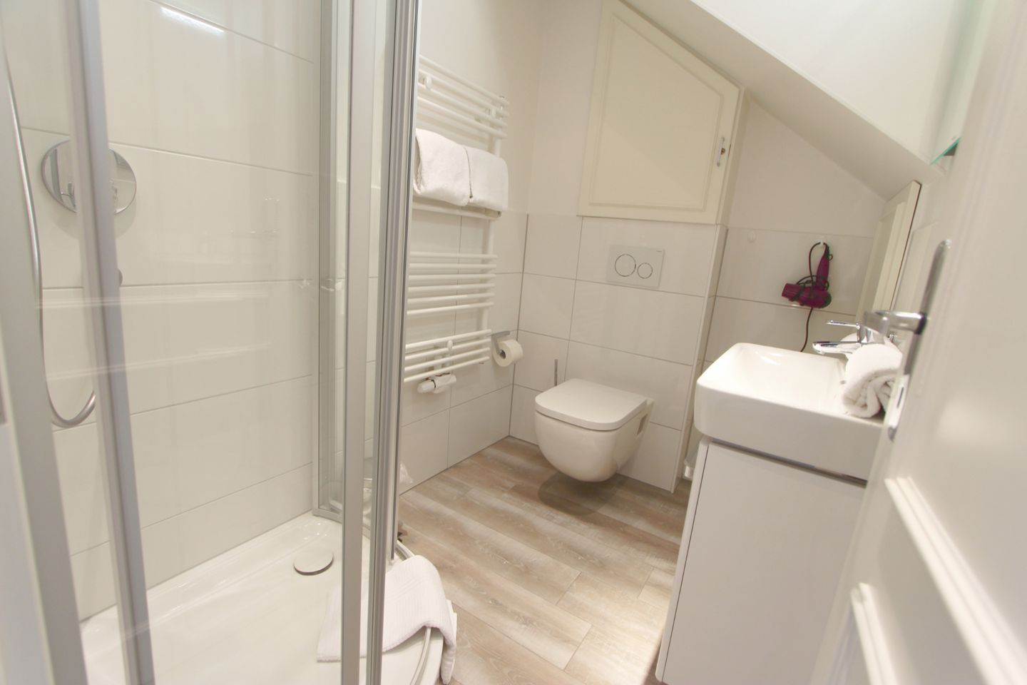 Neptun - Dünenstr. 2, App. 7 Wenningstedt - Badezimmer