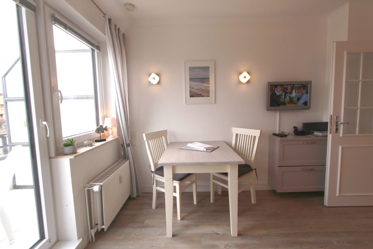 Neptun - Dünenstr. 2, App. 7 Wenningstedt - Wohnzimmer