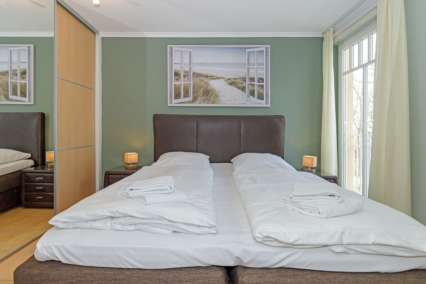 Dünenschloss Dünenschloss 2-20 Kühlungsborn - Schlafzimmer mit Doppelbett