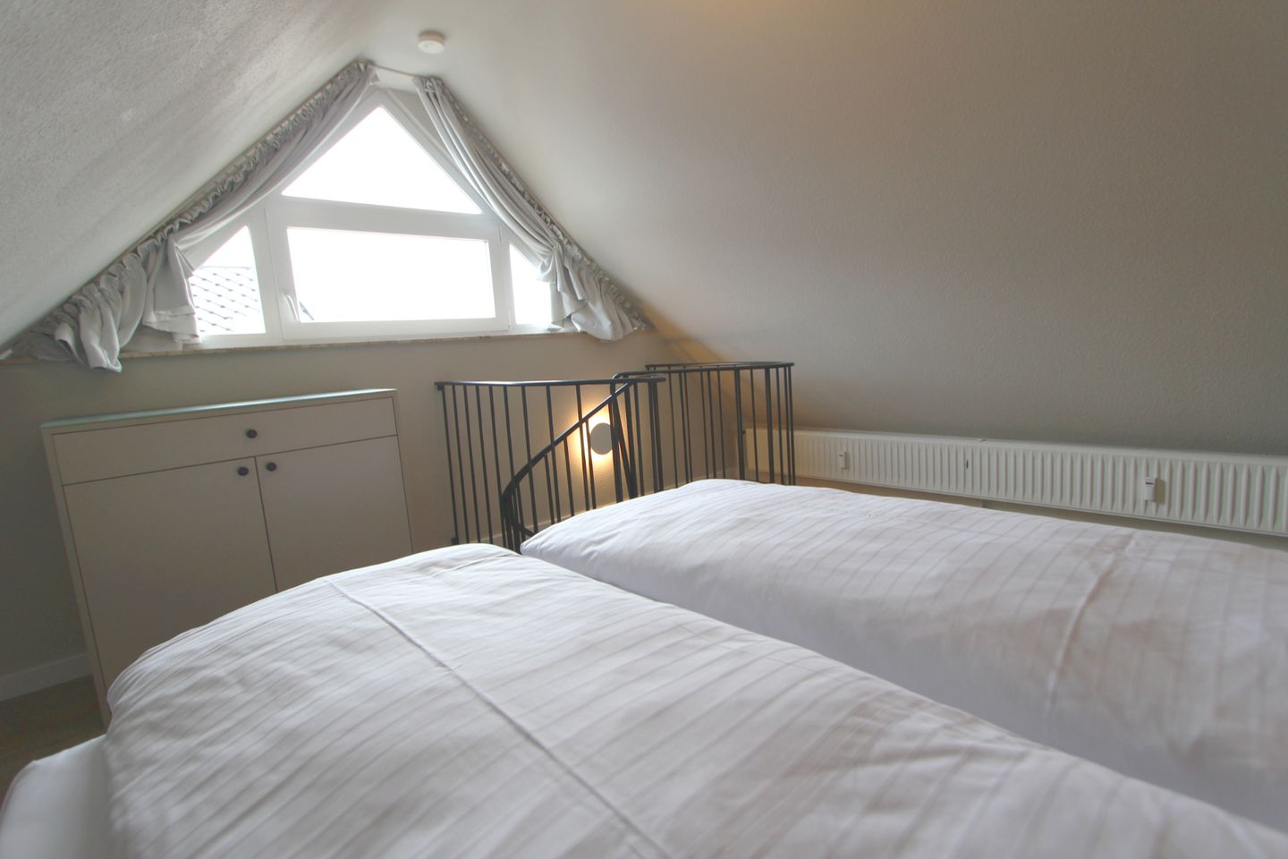 Aalto - Im Grund 13, App. 5 Wenningstedt - Schlafzimmer