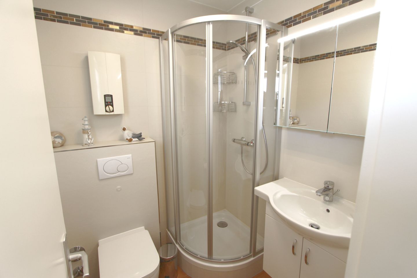 Feldmarkstraße 5, App. 3 Wenningstedt - Badezimmer