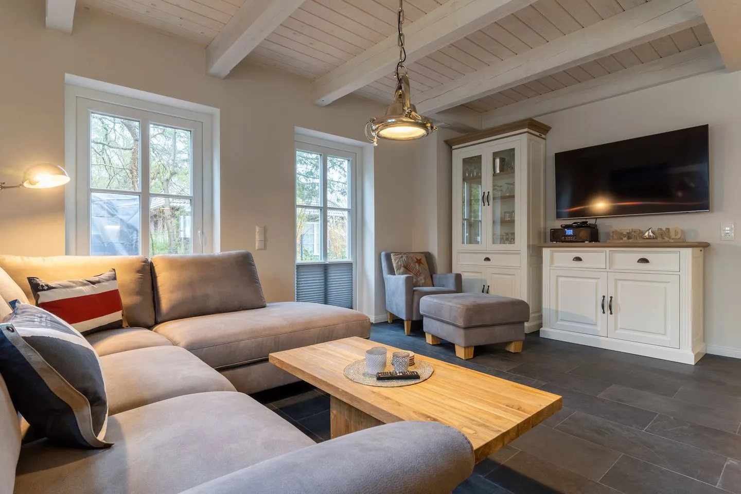 Reetdachhaus Steuerbord & Backbord Reetdachhaus Sandhus Backbord SPO Dorf - 