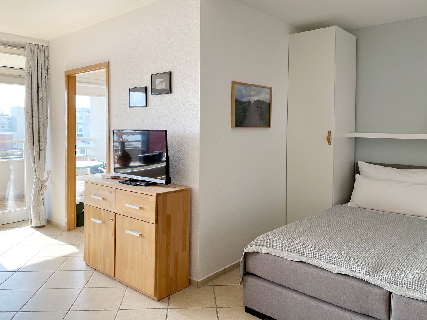 Kaiserhof Apartment 555, Typ E  - TV / Multimedia