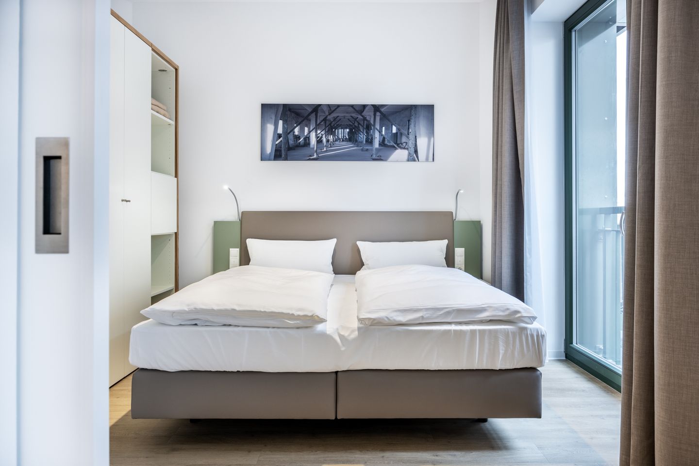 Krusespeicher Krusespeicher 2-38 Wismar - Schlafzimmer mit Doppelbett