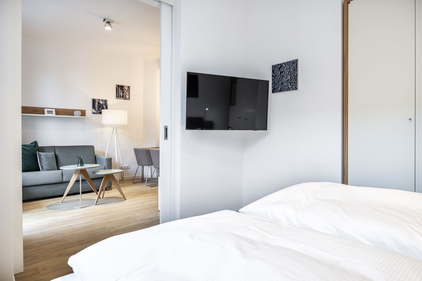 Krusespeicher Krusespeicher 3-45 Wismar - Schlafzimmer mit Flatscreen-TV