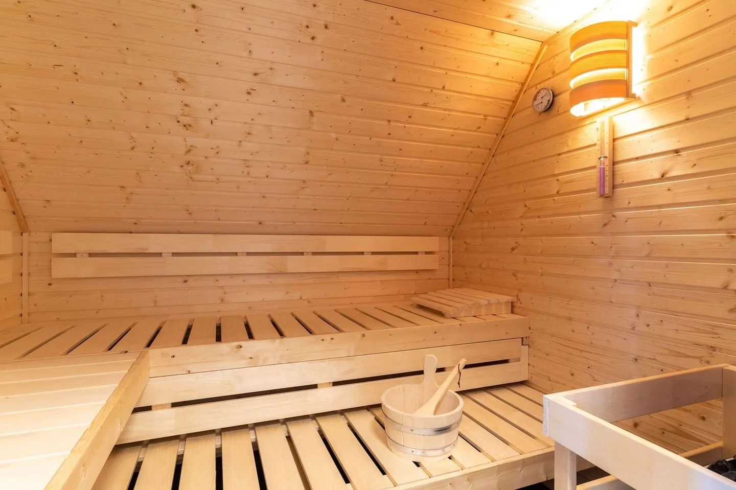 Reetdachhaus Steuerbord & Backbord Reetdachhaus Sandhus Steuerbord SPO Dorf - 