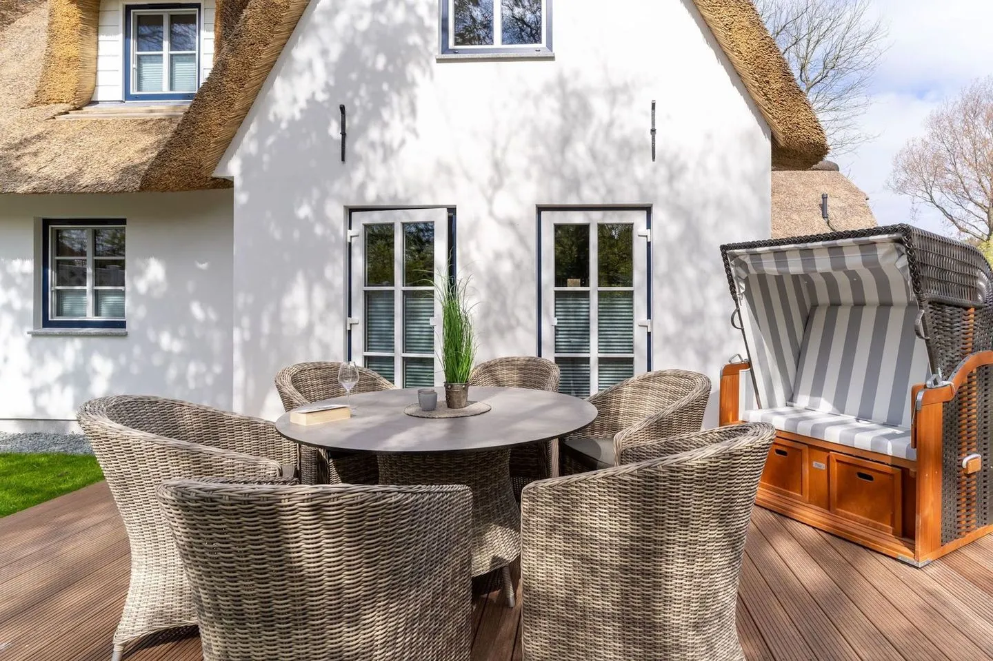 Reetdachhaus Steuerbord & Backbord Reetdachhaus Sandhus Backbord SPO Dorf - 