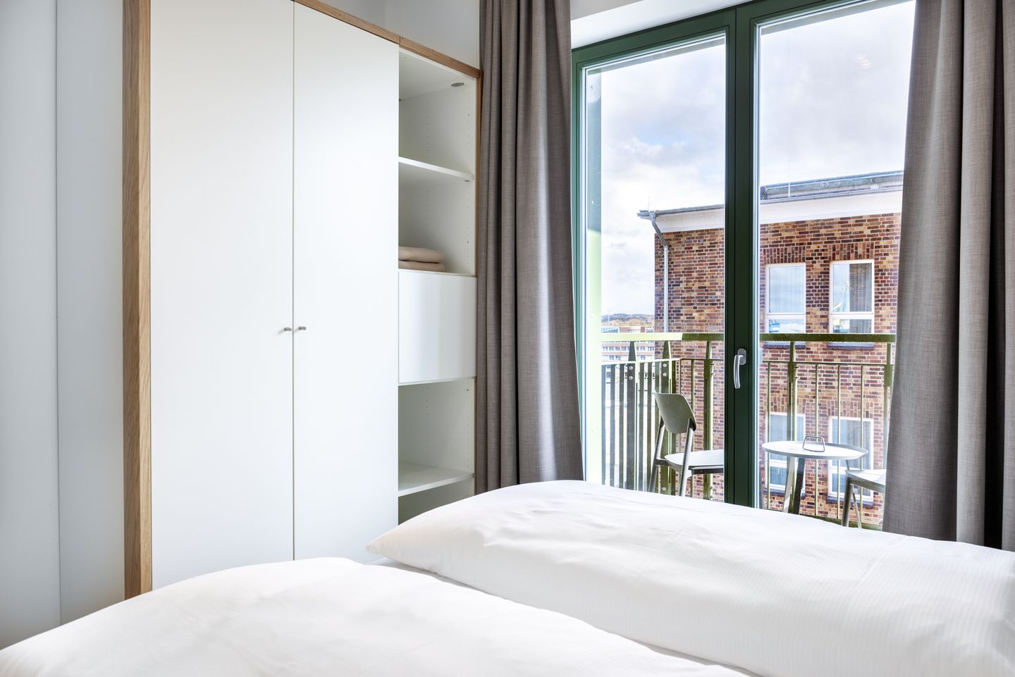 Krusespeicher Krusespeicher 4-52 Wismar - Schlafzimmer mit Doppelbett