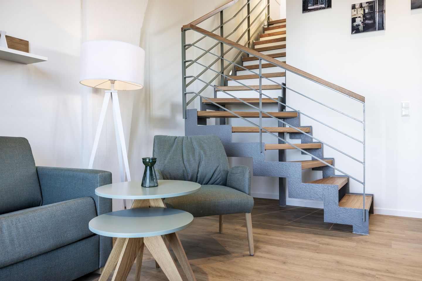 Krusespeicher Krusespeicher 6-73 Wismar - Wohn-Essbereich mit Couch