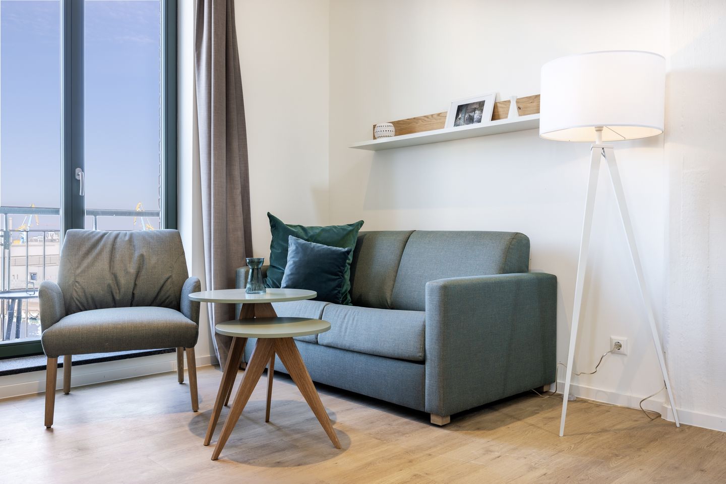 Krusespeicher Krusespeicher 6-73 Wismar - Wohn-Essbereich mit Couch