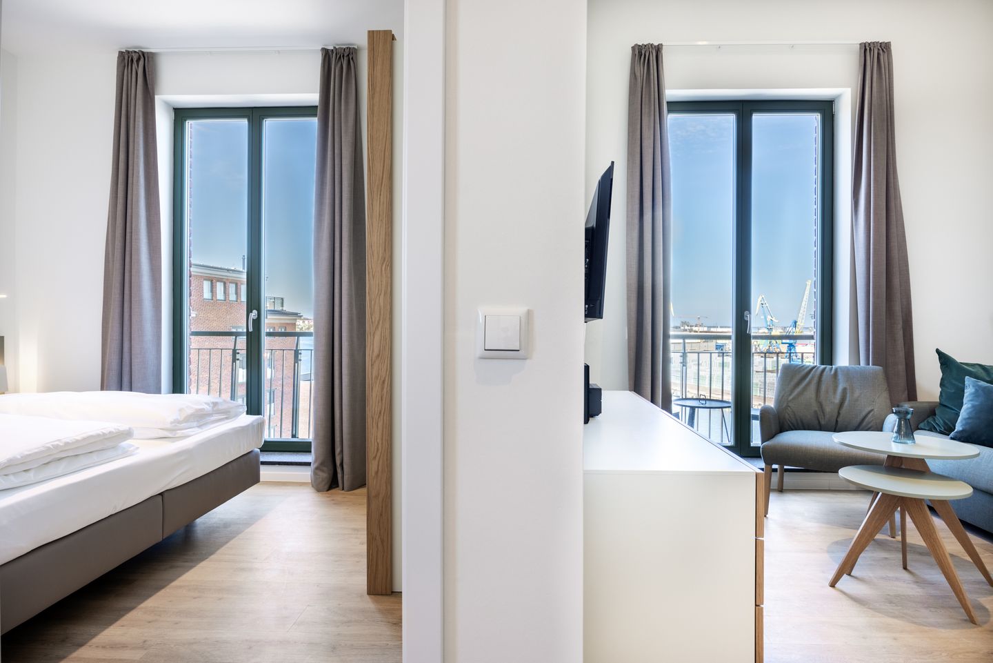 Krusespeicher Krusespeicher 6-73 Wismar - Wohn-Essbereich mit Couch