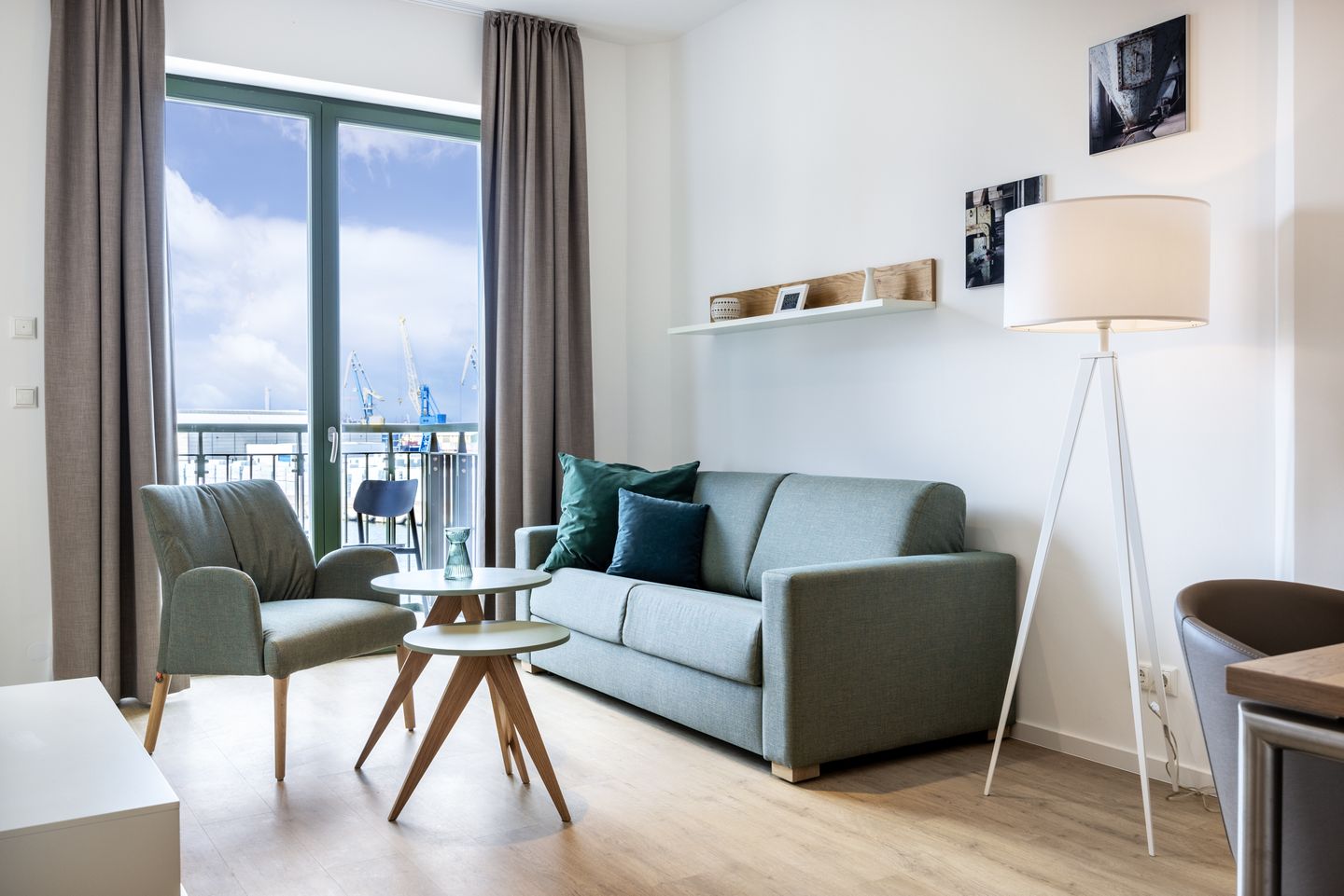 Krusespeicher Krusespeicher 3-49 Wismar - Wohn-/Essbereich mit Sitzgelegenheit