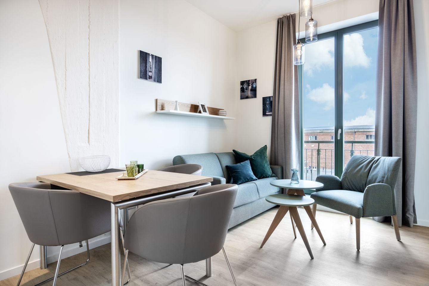 Krusespeicher Krusespeicher 6-70 Wismar - Wohn-Essbereich mit Couch