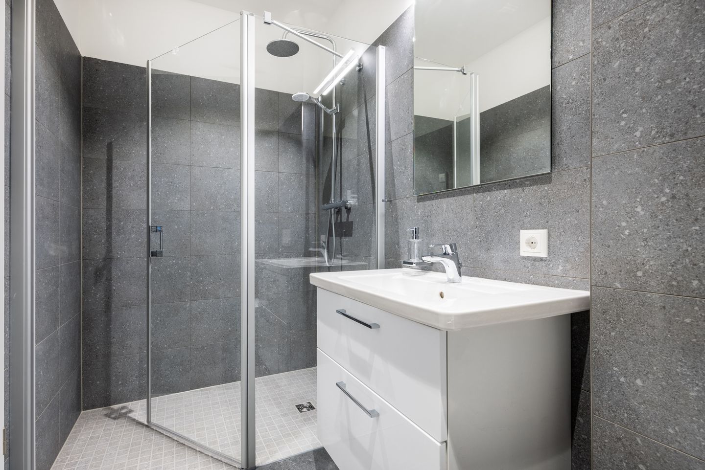 Krusespeicher Krusespeicher 6-75 Wismar - Badezimmer mit Dusche