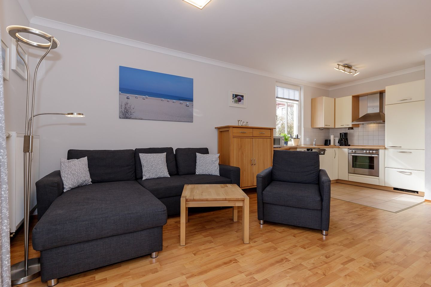 Apartment-Residenz Ostseestrand Apartment-Residenz Ostseestrand 05 Kühlungsborn - Wohn-Essbereich mit Couch