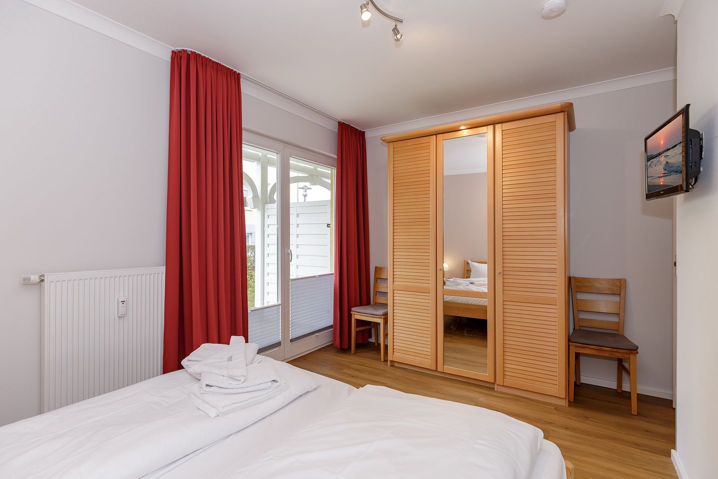 Apartment-Residenz Ostseestrand Apartment-Residenz Ostseestrand 05 Kühlungsborn - Schlafzimmer mit Doppelbett