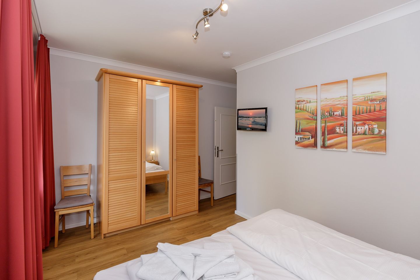 Apartment-Residenz Ostseestrand Apartment-Residenz Ostseestrand 05 Kühlungsborn - Schlafzimmer mit Doppelbett