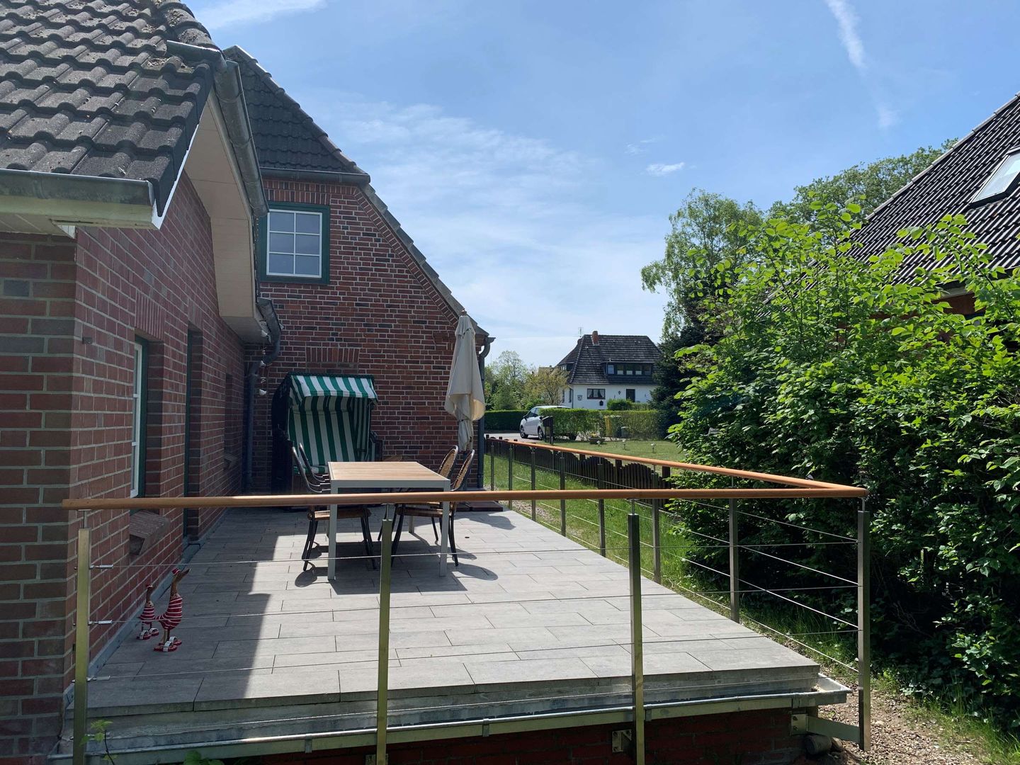 Haus Smäswai 10 Luv mit Remise Mehrgenerationenhaus mit 8 Betten und 2 Terrassen Nebel auf Amrum -