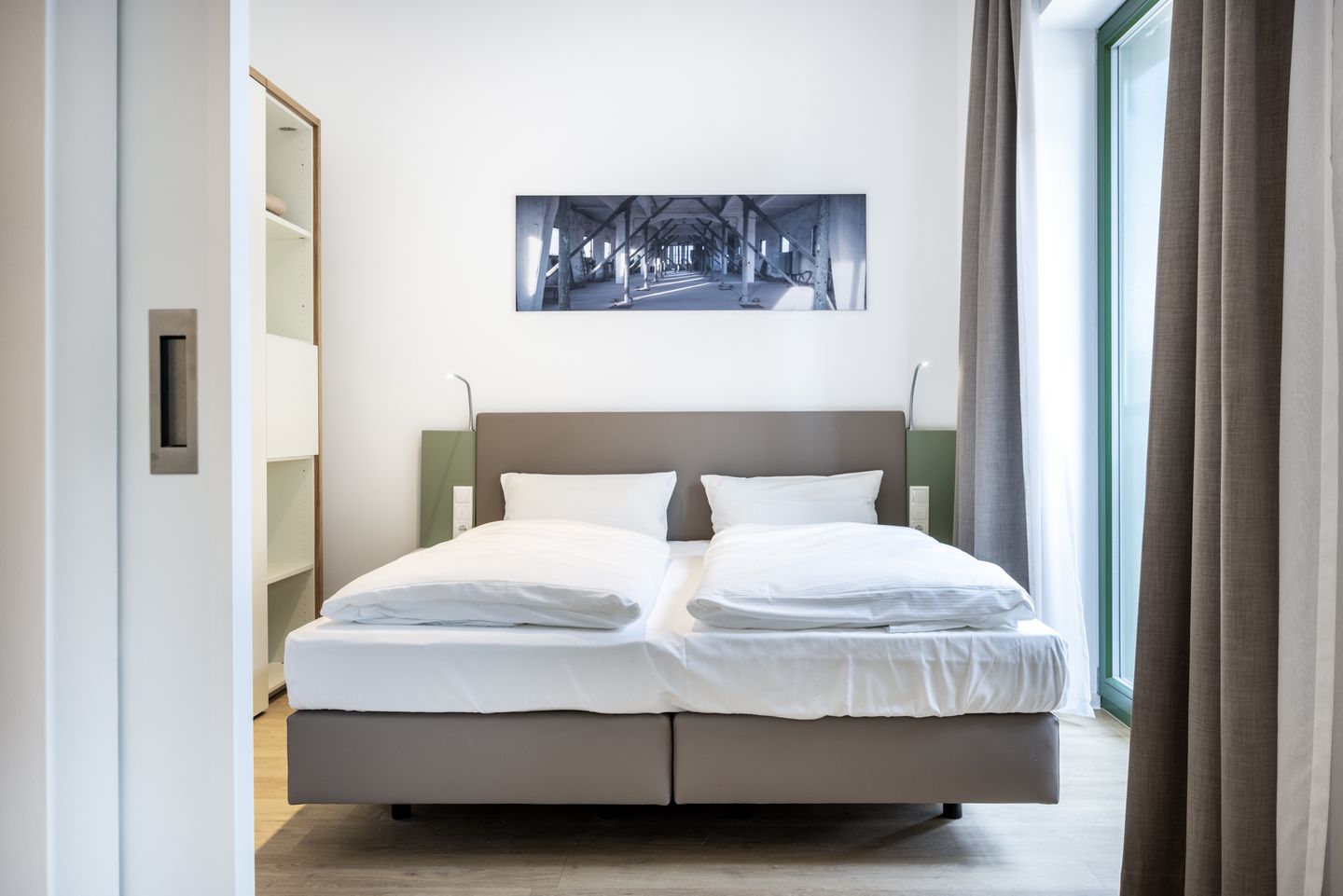 Krusespeicher Krusespeicher 2-37 Wismar - Schlafzimmer mit Doppelbett