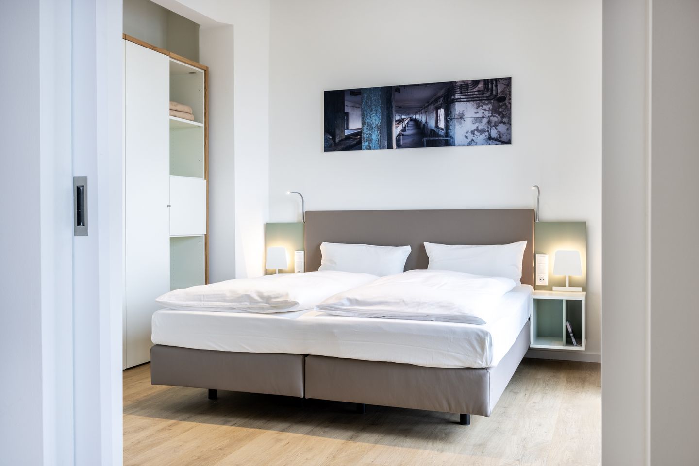 Krusespeicher Krusespeicher 4-57 Wismar - Schlafzimmer mit Doppelbett