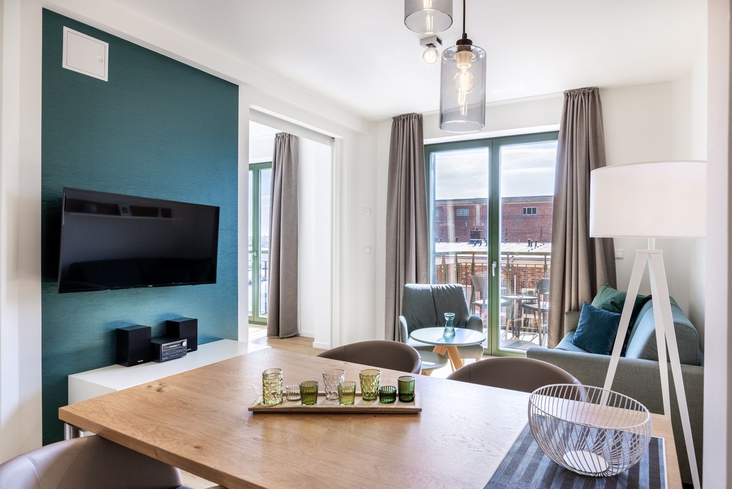 Krusespeicher Krusespeicher 5-61 Wismar - Wohn-Essbereich mit Couch