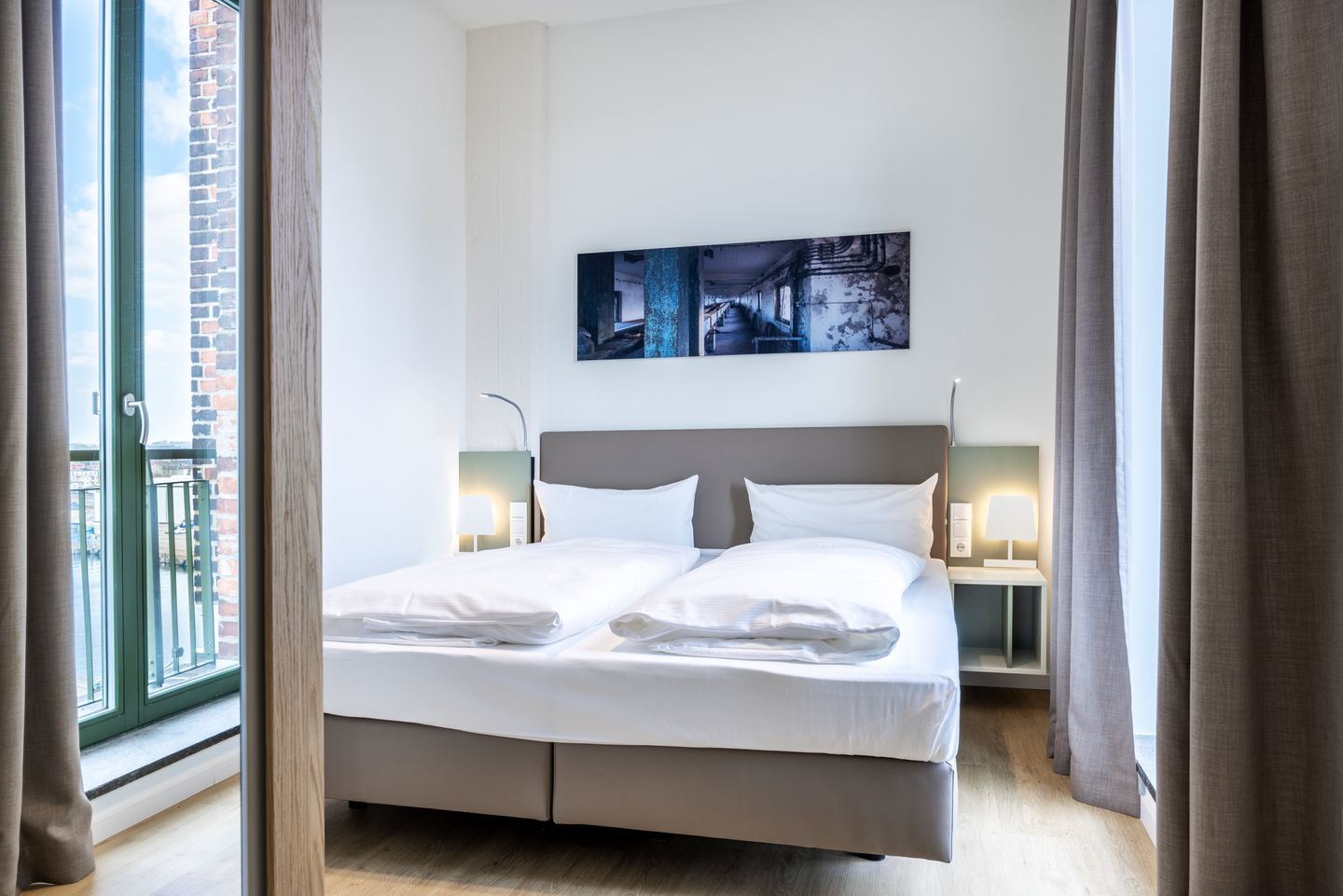 Krusespeicher Krusespeicher 6-69 Wismar - Schlafzimmer mit Doppelbett