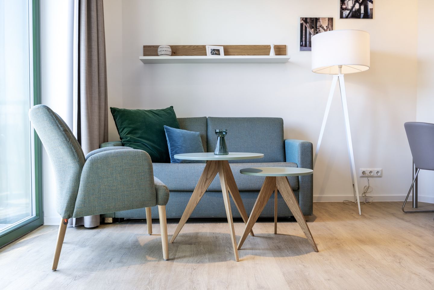 Krusespeicher Krusespeicher 5-62 Wismar - Wohn-Essbereich mit Couch