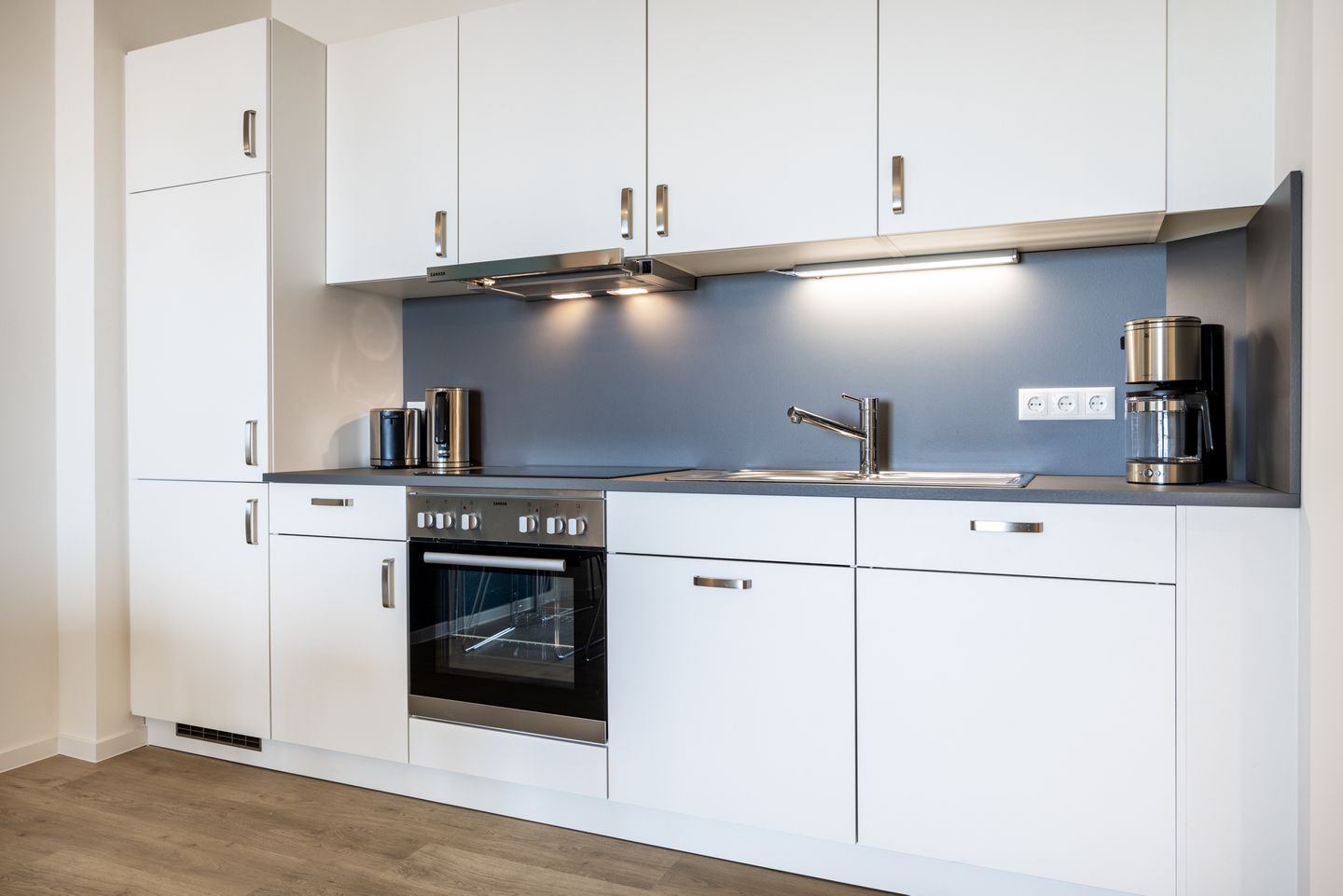 Krusespeicher Krusespeicher 5-66 Wismar - Küchenzeile mit Backofen