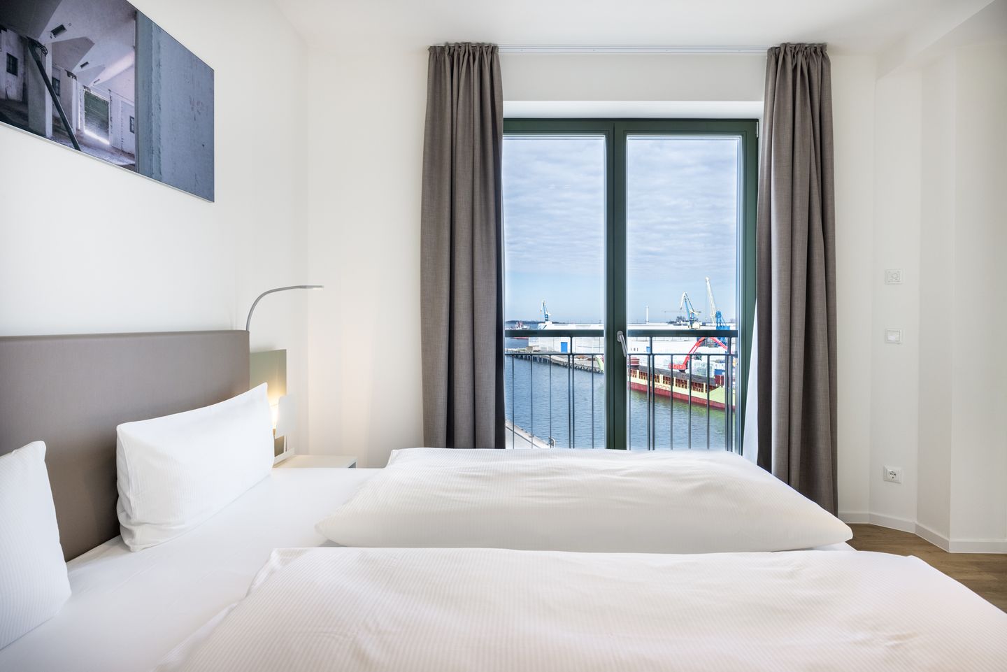 Krusespeicher Krusespeicher 5-66 Wismar - Schlafzimmer mit Doppelbett