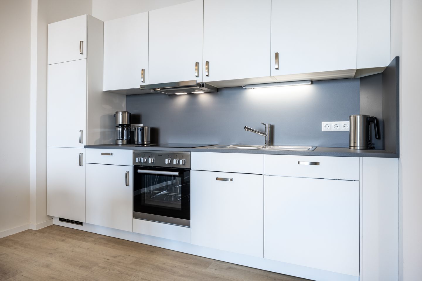 Krusespeicher Krusespeicher 5-67 Wismar - Küchenzeile mit Backofen