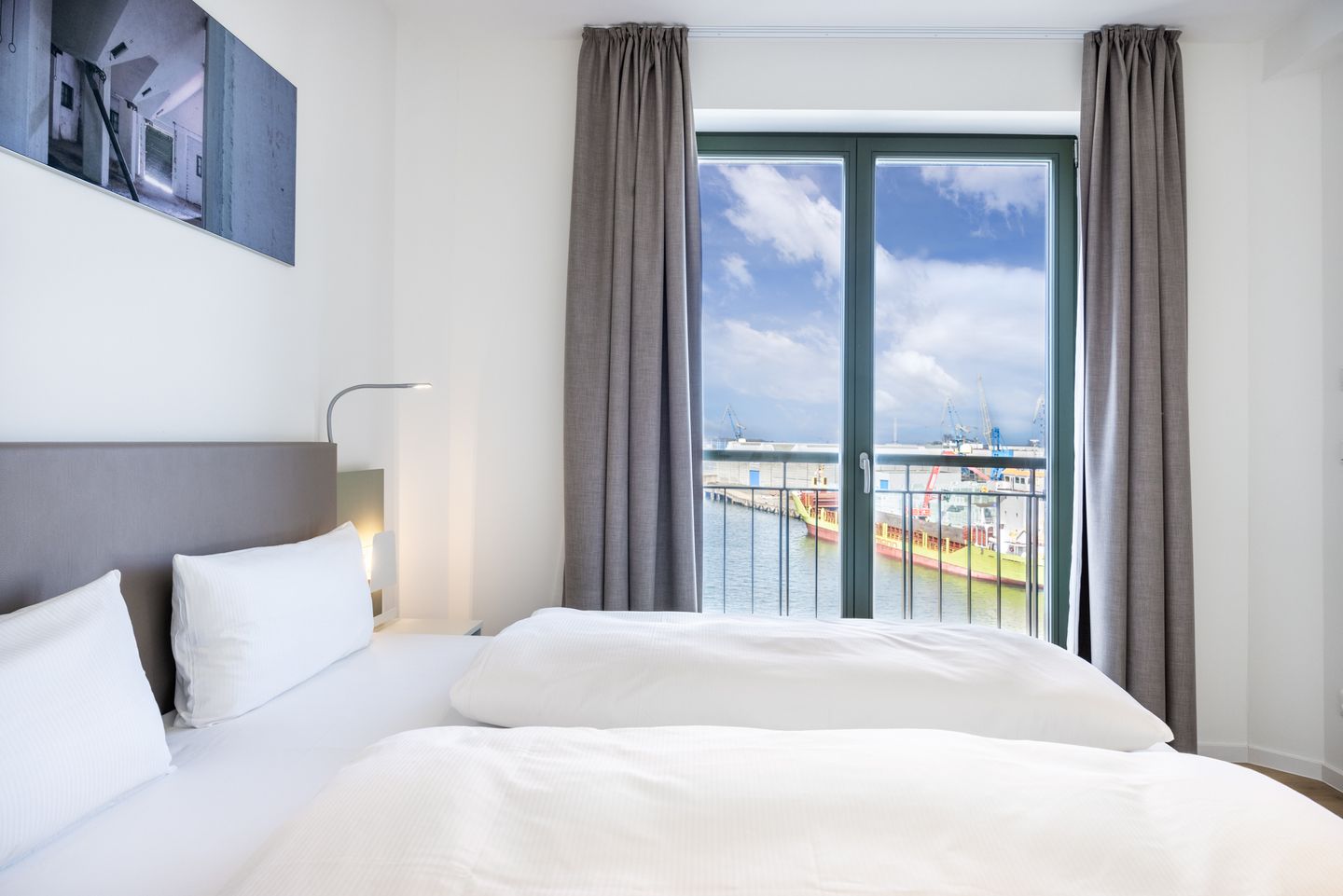 Krusespeicher Krusespeicher 5-67 Wismar - Schlafzimmer mit Doppelbett