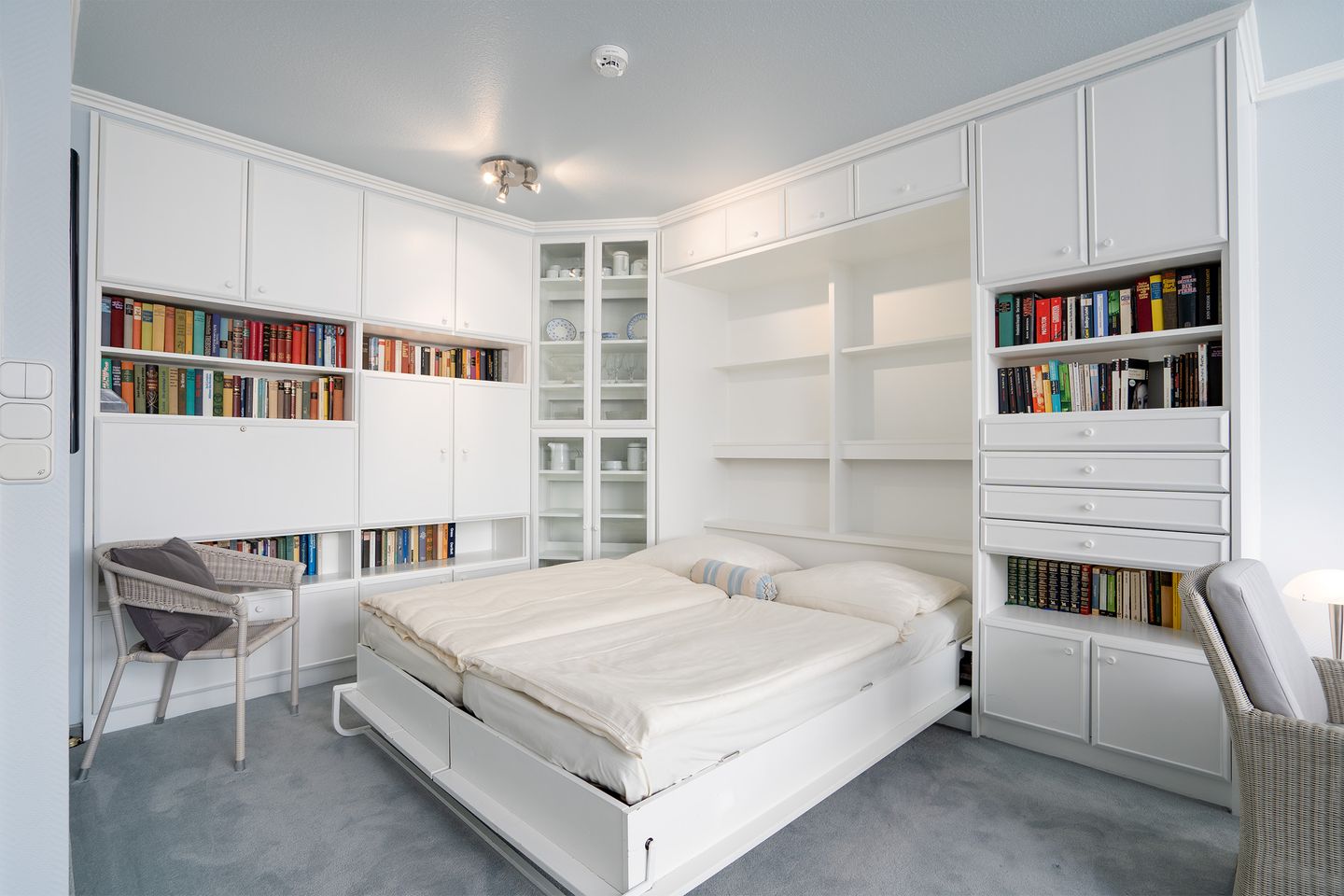 H3/23 - Hanseat - Außenschwimmbad Scharbeutz - Bett