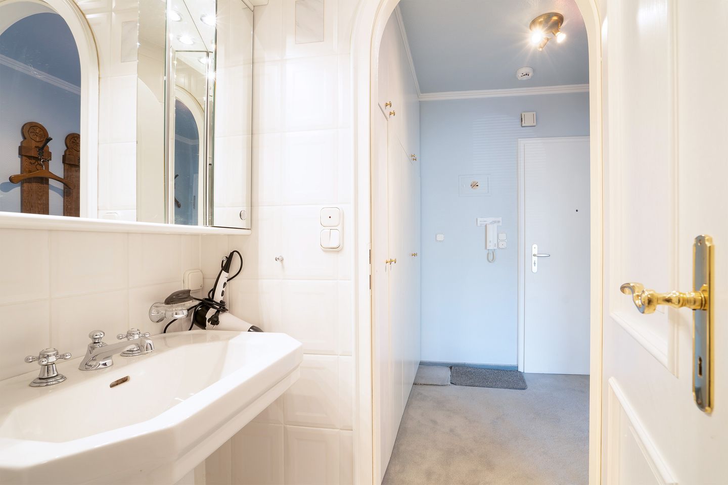 H3/23 - Hanseat - Außenschwimmbad Scharbeutz - Badezimmer