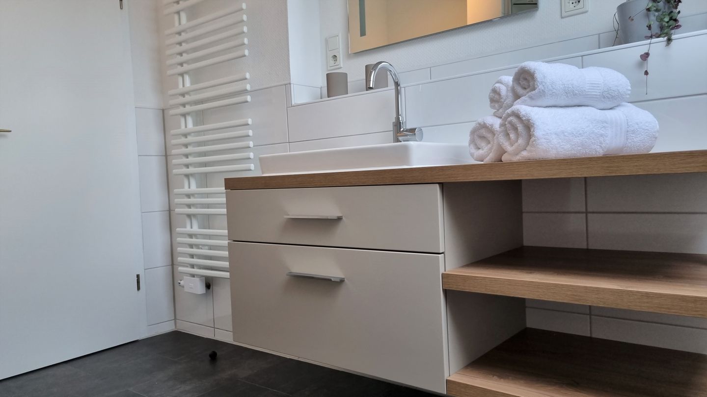 Haus Borkumitte Appartement Mellum Haus Borkumitte - Bad Waschbecken