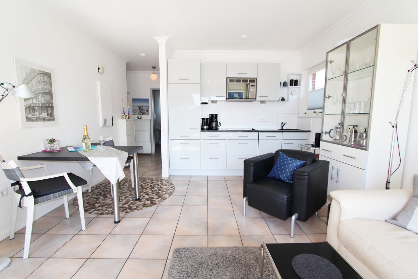 Seestern - Seestr. 4 b, App. 1 Wenningstedt - Wohnzimmer