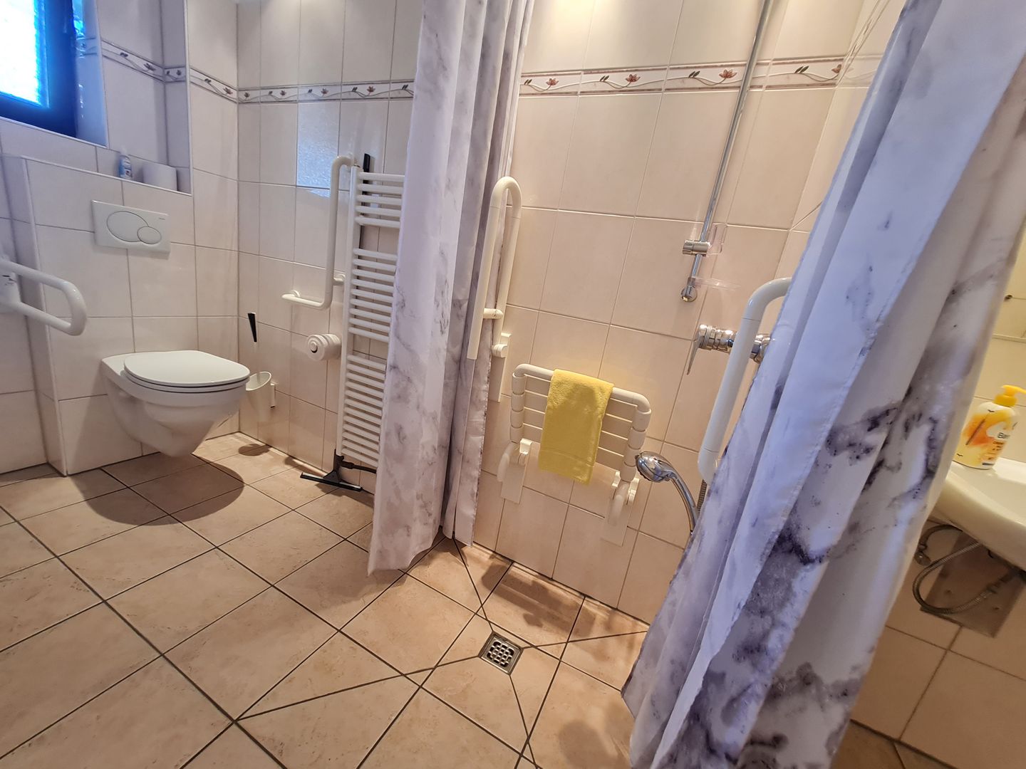 Haus Ekke Nekkepenn II, Whg. D2 Wyk auf Föhr - Badezimmer