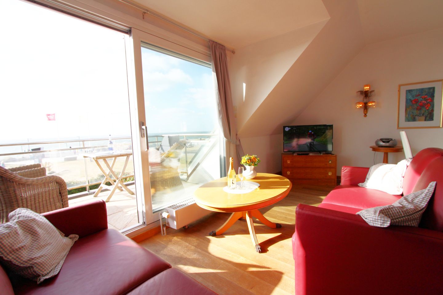 Nordseeblick II   - Dünenstr. 21, App. 4 Wenningstedt - Wohnzimmer