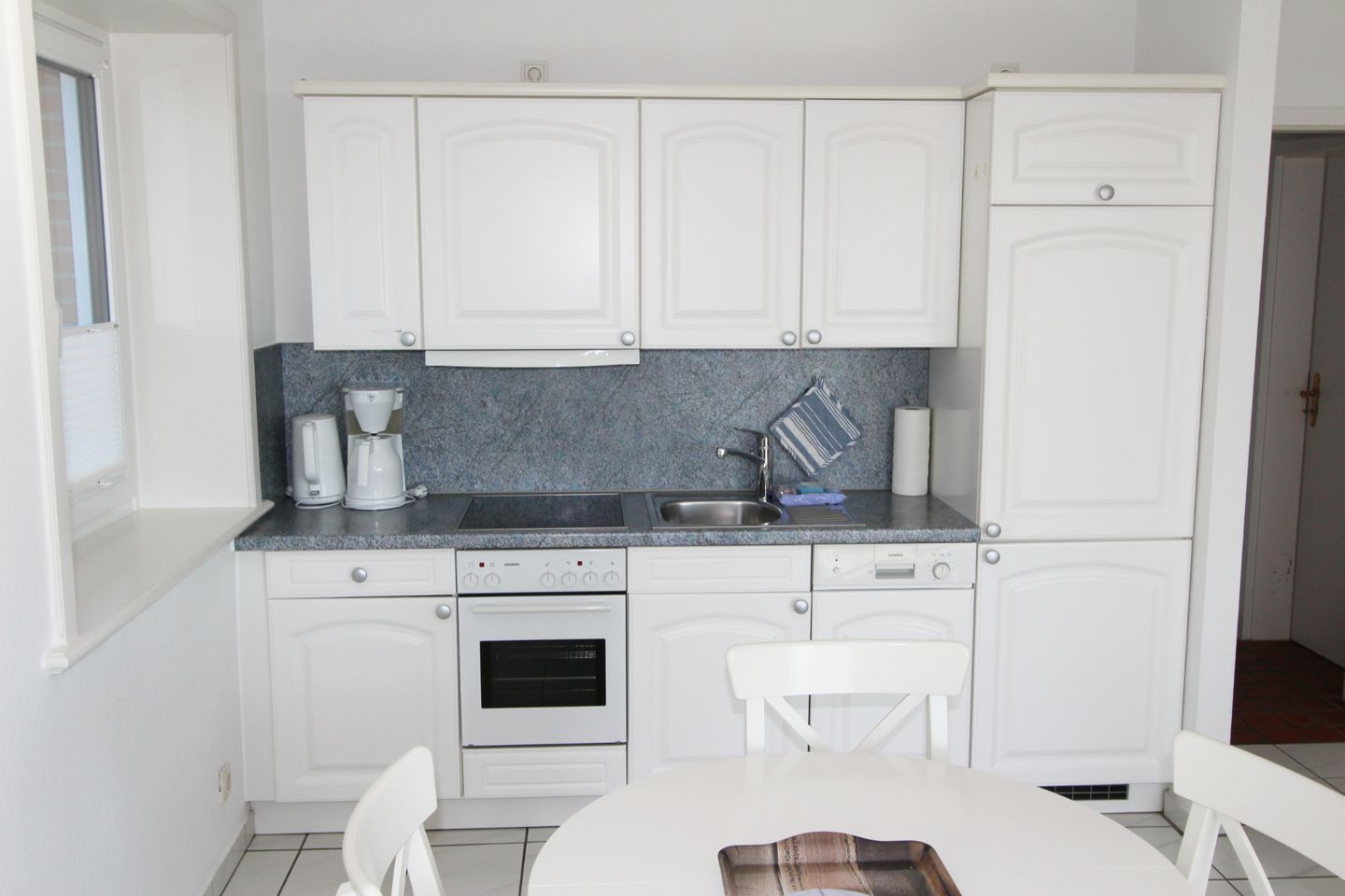 Nordseeblick II  - Dünenstr. 21, App. 1 Wenningstedt - Küche / Küchenzeile