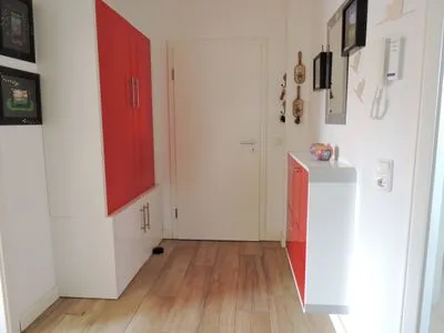 Flur Neue Reihe Neue Reihe 28 - Wohnung Wolke 7