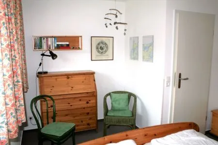 Schlafzimmer mit Doppelbett Achtern Diek Achtern Diek 13a - Wohnung 2