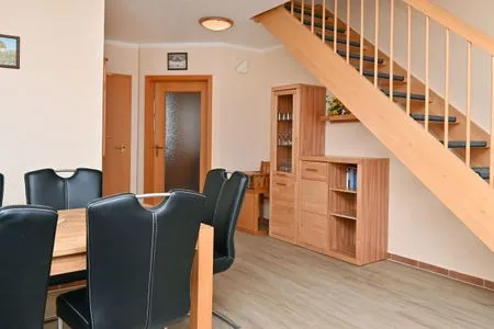 Wohnbereich Ferienpark Freesenbruch Reihenhaus 5c - Hummer