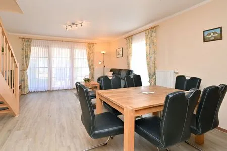 Esstisch Ferienpark Freesenbruch Reihenhaus 5c - Hummer