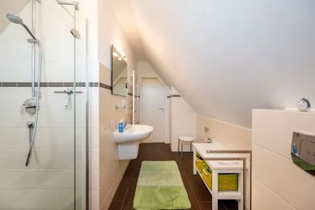 Badezimmer mit Dusche Kavelweg 13 Kavelweg 13 Wohnung 5