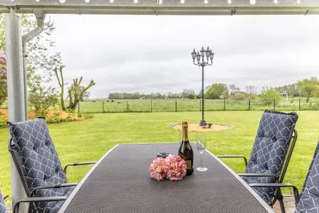  50142 Gretchen´s Hus 2