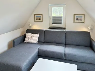 Wohnzimmer in der Ferienwohnung Üüs Aran 6 in Süddorf auf Amrum Haus *Üüs Aran* Ferienwohnung *Üüs Aran 6*